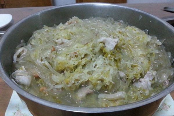 棒骨炖酸菜—冬季暖身的做法