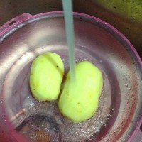 干锅土豆片的做法图解2