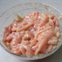 糖醋里脊的做法图解2
