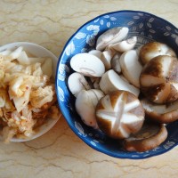 什锦泡菜锅的做法图解3
