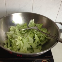 手撕包菜的做法图解5