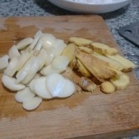 笋子烧排骨的做法图解4