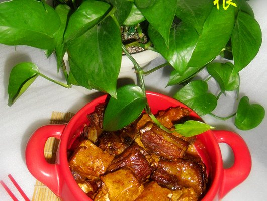 砂锅红烧排骨豆腐的做法