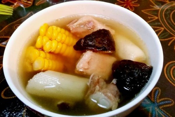 宝宝辅食料理:滋补排骨汤(电炖盅做法)的做法