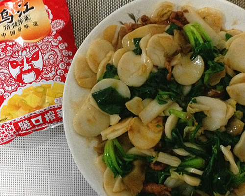 榨菜肉丝炒年糕--乌江榨菜的做法