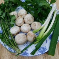 蘑菇鱼汤的做法图解2