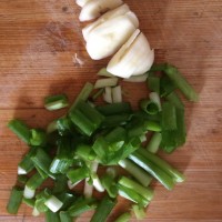 芹菜炒土豆片的做法图解3