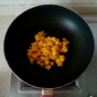 拔丝地瓜的做法图解9