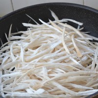 手撕杏鲍菇的做法图解4