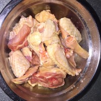 参片山药红枣鸡汤的做法图解2