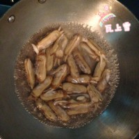 葱油蛏子「蛏子肥美时」的做法图解2