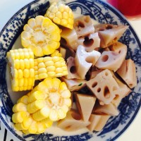 莲藕玉米炖排骨的做法图解2