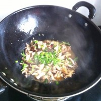 香菇炒肉丝的做法图解8