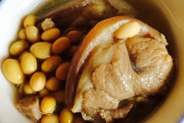 黄豆猪手(简易高压锅版)的做法
