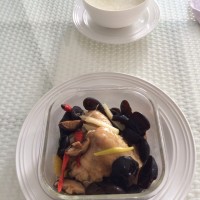冬菇木耳蒸鸡翅(鸡腿)的做法图解4