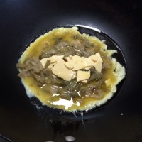 榨菜炒鸡蛋---别名榨菜芝士炒鸡蛋的做法图解6