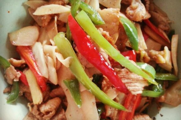 春笋炒肉片的做法