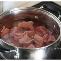 土豆炖牛肉的做法图解1