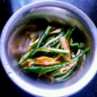 香菇炒蛋的做法图解2