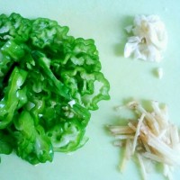 酸豆角腊鸭的做法图解1