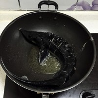 红烧鲟鱼的做法图解3