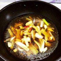红烧鲟鱼的做法图解6