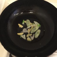 芋头烧排骨的做法图解3