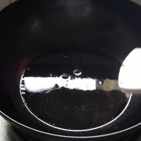 芹菜小炒肉的做法图解5