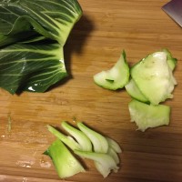 榨菜炒菜梗的做法图解2