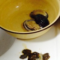 鲍鱼鸡煲的做法图解2