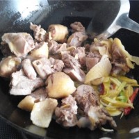 板栗鸡的做法图解10