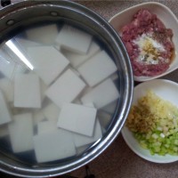 肉沫豆腐的做法图解1