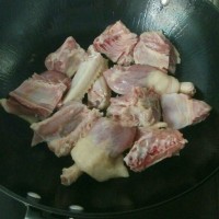 香芋焖鸭的做法图解2