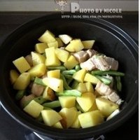 土豆炖豆角的做法图解8