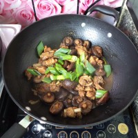 小鸡炖蘑菇的做法图解13