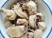 茶树菇干锅鸡的做法图解2