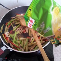 芹菜肉丝的做法图解11
