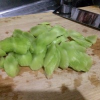 家常嫩肉莴笋的做法图解1