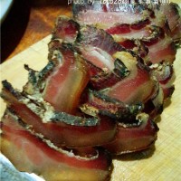 香辣菜:土豆腊肉的做法图解2