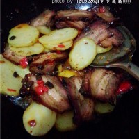 香辣菜:土豆腊肉的做法图解8