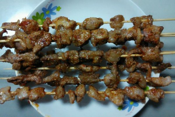 烤羊肉串的做法
