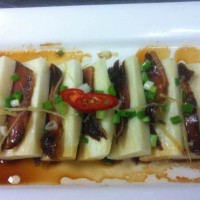 广东腊肉蒸茭白的做法图解9