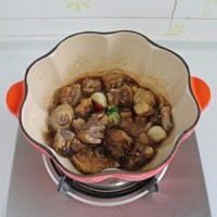 姬松茸炖土鸡的做法图解7