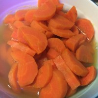 红烧排骨炖红萝卜(绝对下饭菜)的做法图解2