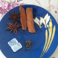 土豆红烧肉的做法图解1