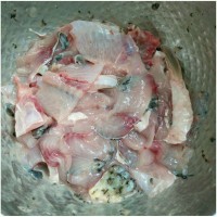酸菜鱼的做法图解1
