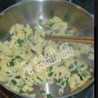 虾皮韭菜炒鸡蛋的做法图解6