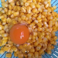 蛋黄玉米的做法图解3