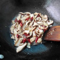鲜菇炒芦笋的做法图解7