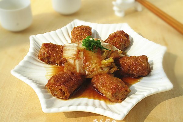 白菜豆腐衣卷肉的做法